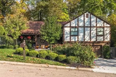 Image de Beavercreek Home! Updated W/ Amazing Backyard!