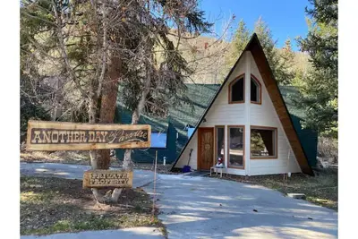 Image de A-Frame In Paradise! ! (Whole House) Fast WiFi