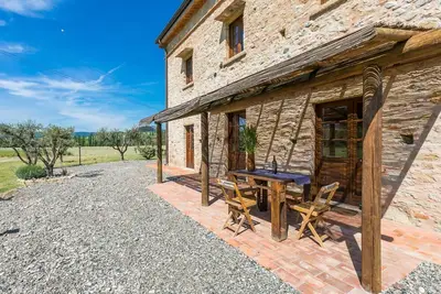 Image de Joli appartement pour 4 personnes avec climatisation, Wifi, piscine, patio, animaux admis et parking