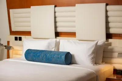 Image de Deluxe Room Near falcon Tower Deira By Luxury Bookings