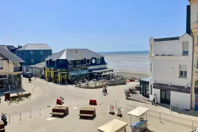 Image de Escale à Coutainville: Vue mer, centre