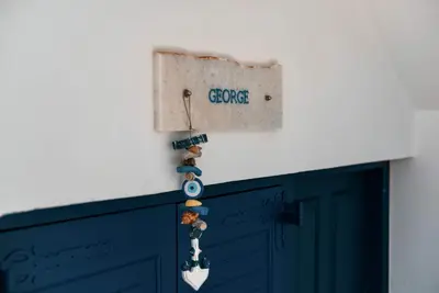 Cycladic Seaside House “George” in Naxos Island by Kastraki Family House