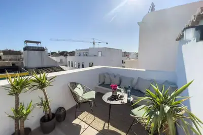 Image de Maravilhosa Moradia Moderna no Centro de Tavira