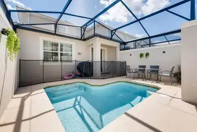 Image de Last Minute Disney Getaway! Townhouse with Private Pool. Book Now! #43277