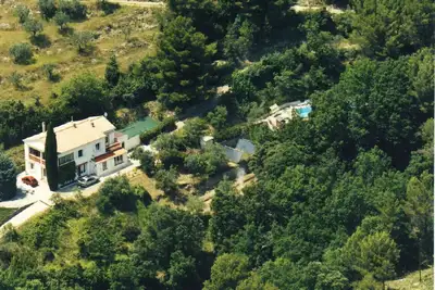 Image de Huge 12x5m saltpool. Unique 8000m2 naturist property, 5min to Callas square.