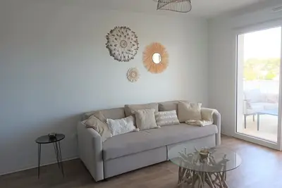 Image de Bel appartement de type 3 avec balcon à l'entrée de Lacanau-Océan 19med