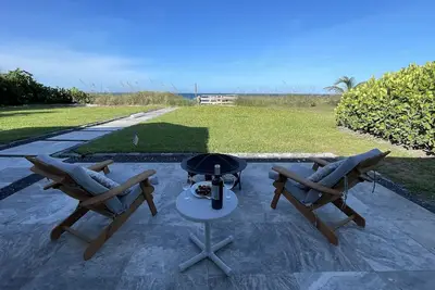 Image de Beachfront House with Beautiful Ocean Views and Private Beach Access