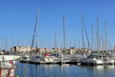 Image de T2, la Playa, accès direct sur la plage du Grazel