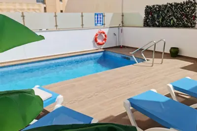 Image de Brand new and exclusive 2-bed apartment, 100m from the beach