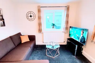 Image de Crystal Suite 2 is located and very short walk to the Fish Quay and the Marina. .