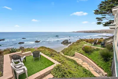 Image de Spectacular Oceanfront Cayucos Duplex with Stunning Ocean Views!