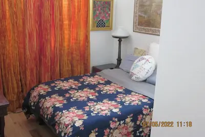 Image de Luxury 2 Story Brand New House Near Downtown