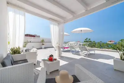 Image de Sunset Terrace Mazara- Deluxe studio apartment one minute walk by the city beach