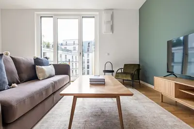 Image de Lovely Mitte 2br next to Hackescher Markt, by Blueground