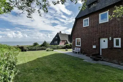 Image de Jan's HĂĽs - Beautiful thatched house for 6 pers. with sea view, garden, Wlan,