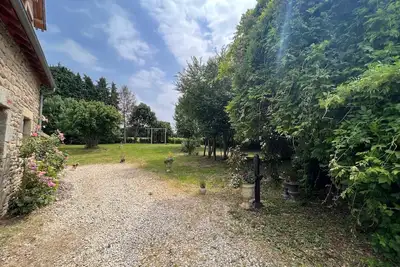 Image de Maison Chaleureuse et Fleurie