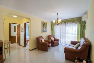 Image de Appartement São Pedro do Mar avec Terrasses, A/C & Wi-Fi