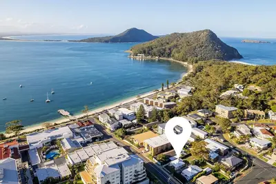 Image de 12 Tomaree Road - 200 mtrs to Shoal Bay Beach