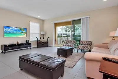 Image de Serenity - 3 Bed 3 Baths Townhouse