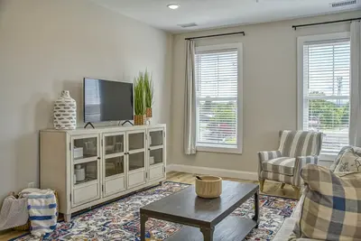 Image de New Downtown Cookeville Living at Cedar Station