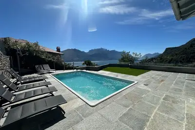 Image de Casa Lara in Menaggio, with pool and beautiful lake view!