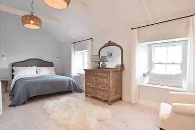 Image de The Queach - interior designed dog friendly cottage with sea views