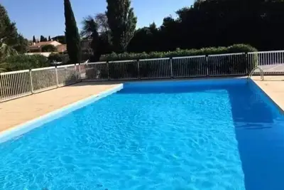 Image de Appartement résidence calme avec piscine et parking privé 4hamcl2a