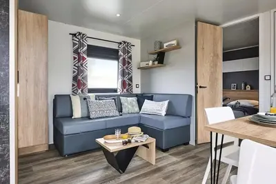 Image de Mobil home Premium 32m2 - 2 Schlafzimmer + halb überdachte Terrasse 17m2 (Sonntag) +Tv 4 Personen