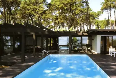 Image de Villa Thierry - Villa d’architecte - piscine chauffée et vue sur Lac