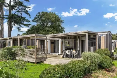 Image de Premium-Hütte, 4 Zimmer, 6 Personen, Klimaanlage + Tv