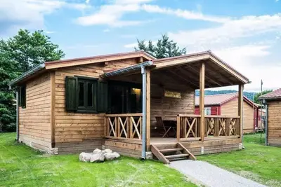 Image de Chalet Confort+ 35 m² (3 chambres) + terrasse couverte 6 personnes