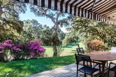 Image de Villa Ama Bortza expo Sud avec vue sur le golf d'Hossegor. Belle terrasse. Wifi gratuit.