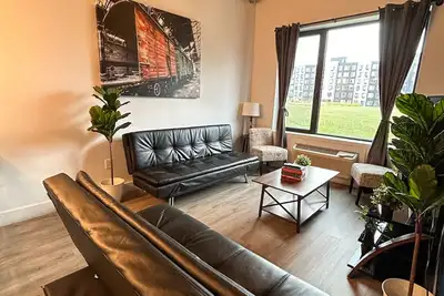 Image de Beautiful 2br Next to Airport 4581