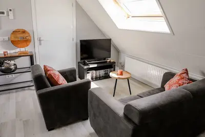 Image de Nieuw en Volledig Uitgerust Appartement op de 1e Verdieping