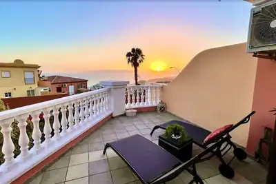 Image de Duplex With Amazing Panoramic Views