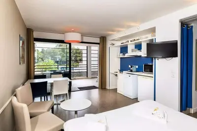 Image de 2 Zimmer 2/4 Personen