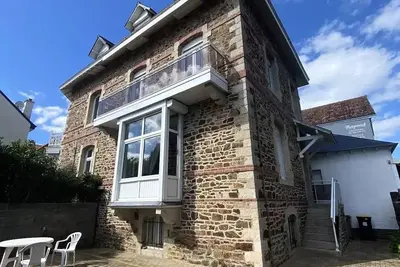Image de Charmante maison mitoyenne dans le centre du Val-André