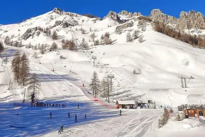 Image de 2ème étage, vue vallée, balcon, télévision, casier à ski, 25m², Réallon
