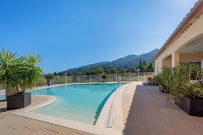 Image de Homerez - Maison avec piscine à Montesquieu-des-Albères
