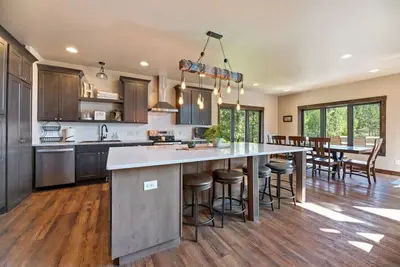Image de Sunrise Pines- Executive Style Suites with Private Baths, Secluded