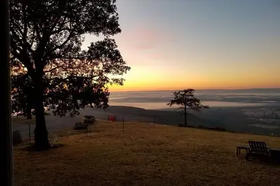 Image de Meek's Mountaintop Retreat - Mt Nebo State Park - Sunrise Point - Historic Home