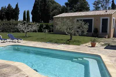 Image de Dépendance de 70 m2 en Provence