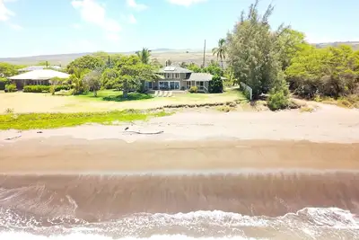 Image de Fabulous 5 br for 15 private beachfront Estate!