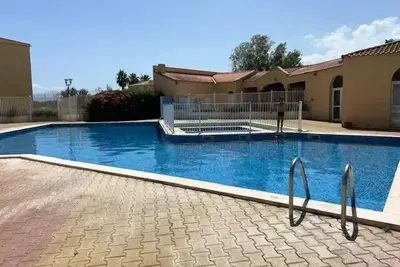 Image de Bel appartement T2 avec piscine et parking classé 2 ** 4euro213