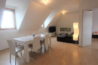 Image de La ForĂŞt-Fouesnant, appartement centre du bourg, Ă 5 min de la plage