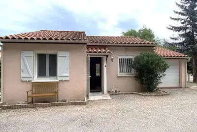 Image de Maison de plain pied avec 3 chambres, jardin et wifi