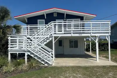 Image de Gone Fishing - Channel Front in Garden City Beach