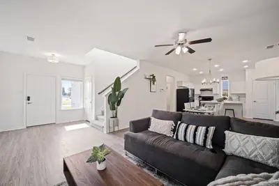 Image de Cheerful New 4bd house | hwy access | Heart of Dfw