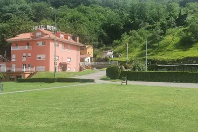 Image de Tourist Apartment 2, 10 minutes from Oviedo
