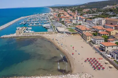 Image de Appartement de vacances \"Casa del Marinaio\" avec vue sur la mer, Wi-Fi, balcon et terrasse.
